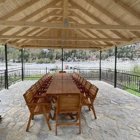 Bed & Breakfast Bujtina Brahim Selimaj *