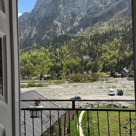 Bujtina Brahim Selimaj Bed & Breakfast Valbone