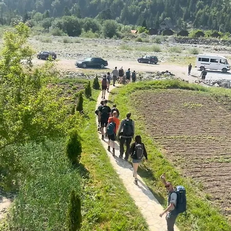 Bujtina Brahim Selimaj Bed & Breakfast *