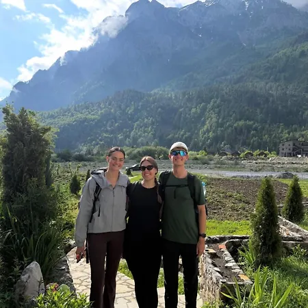 Bujtina Brahim Selimaj Bed & Breakfast Valbona