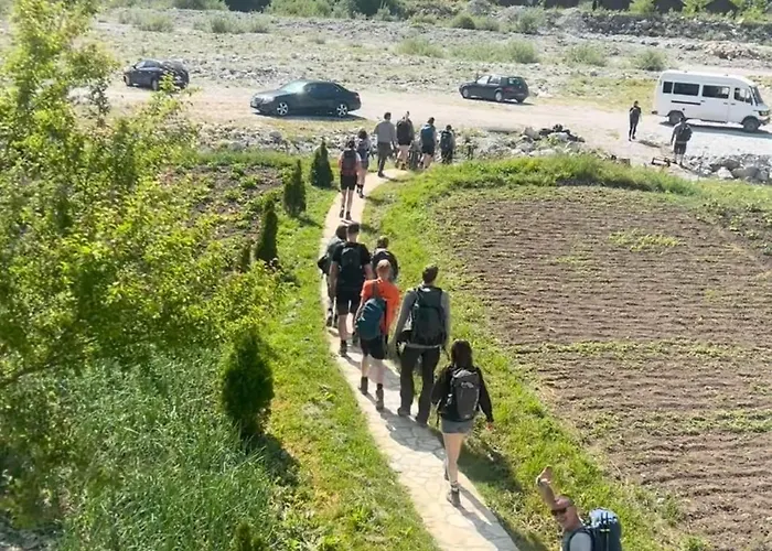 Bujtina Brahim Selimaj Bed & Breakfast *