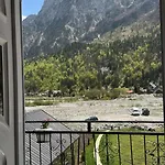 Bujtina Brahim Selimaj Bed & Breakfast Valbone