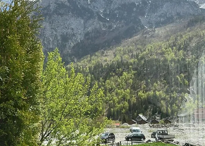 Bujtina Brahim Selimaj 住宿加早餐酒店