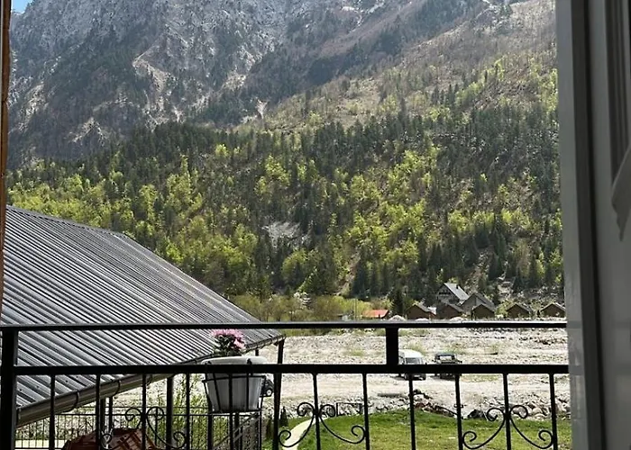 Bujtina Brahim Selimaj Bed & Breakfast *